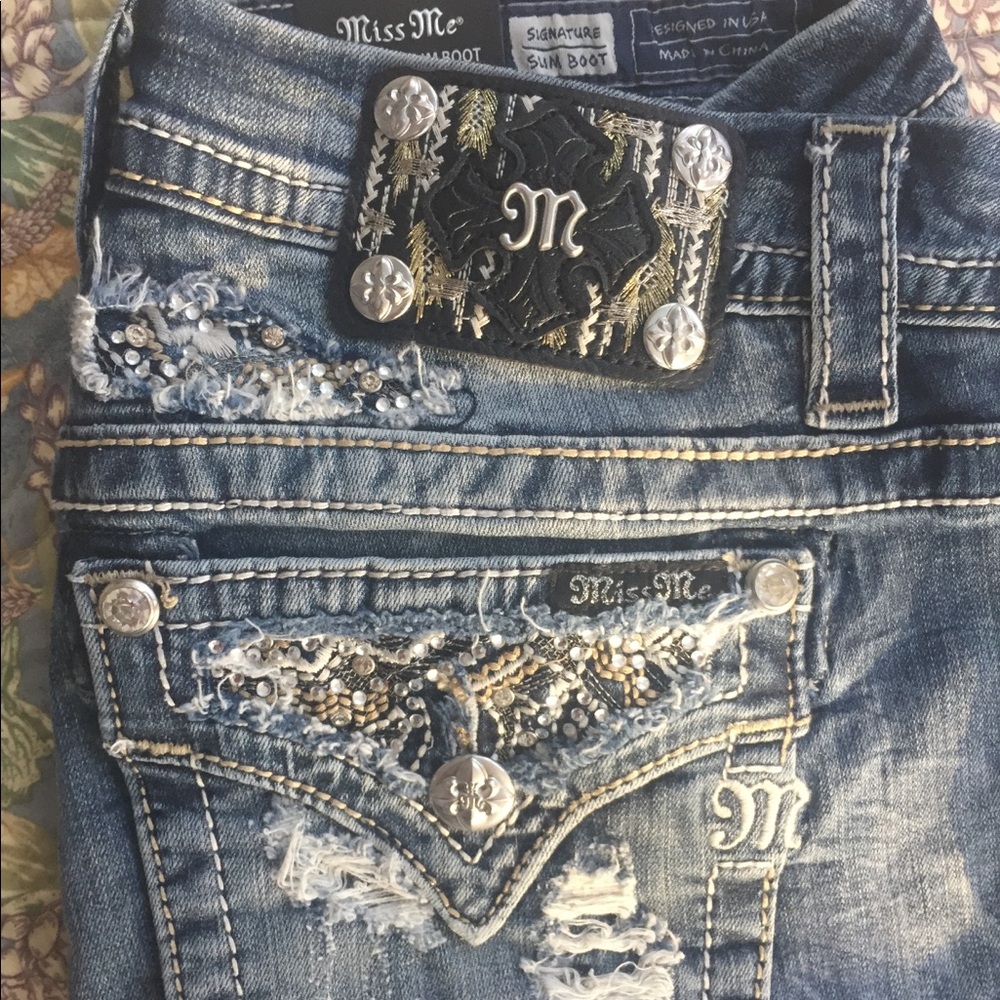 Miss Me Jeans Bootcut NWT!